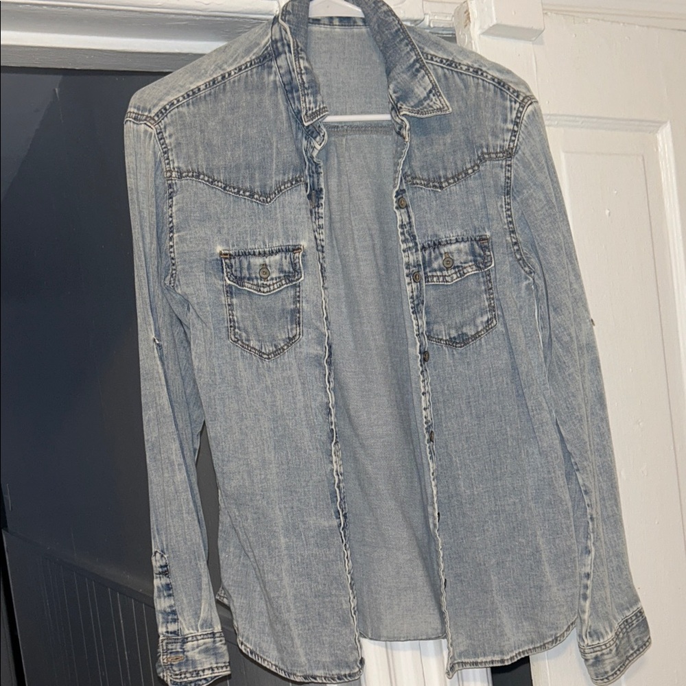 fake jean button up EUC!